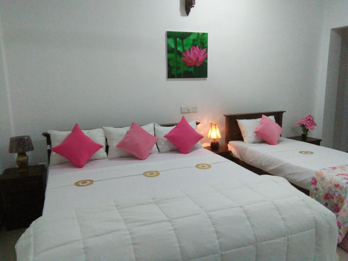 Lotus Dreams Guesthouse Weligama Luaran gambar