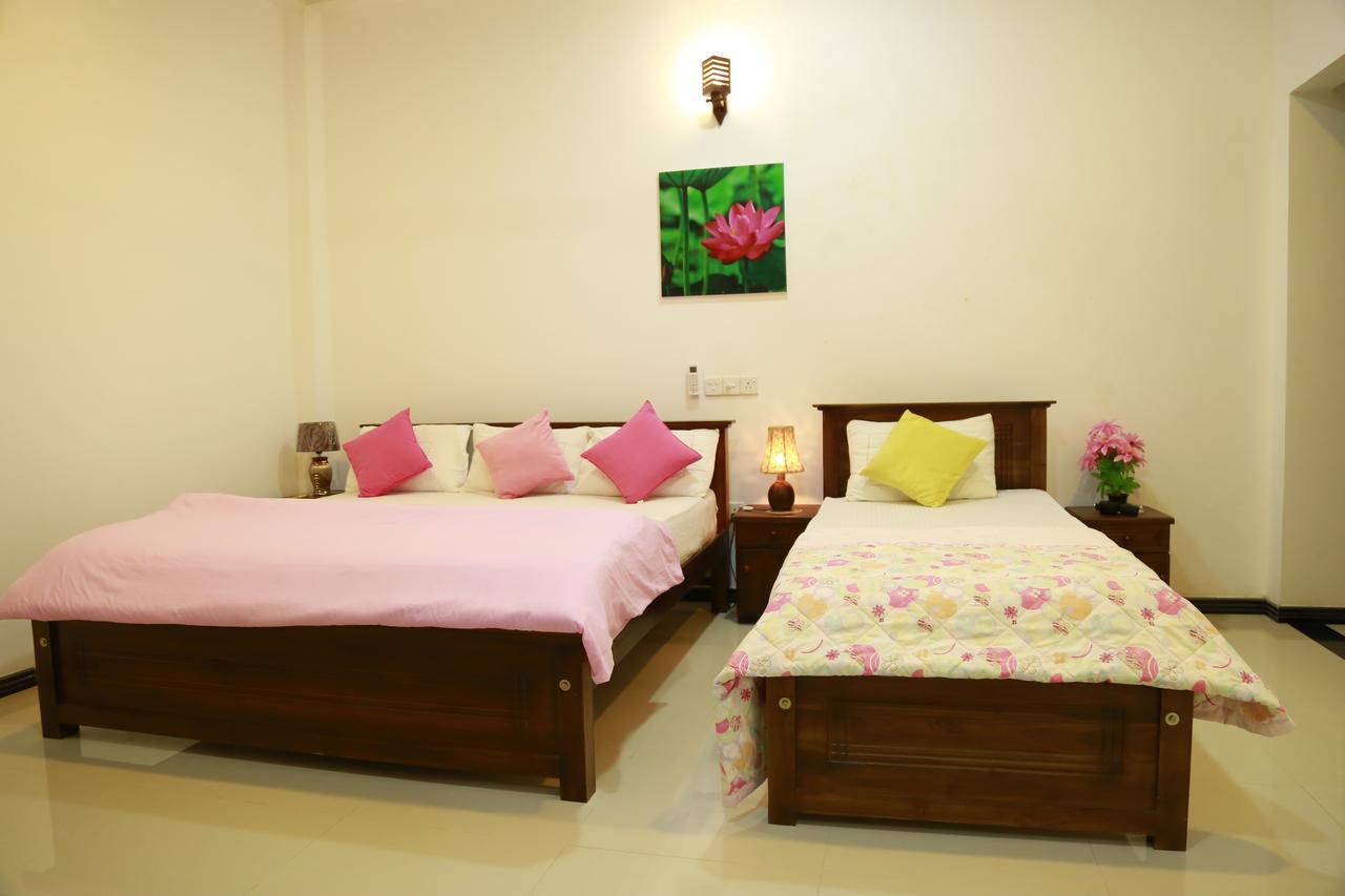 Lotus Dreams Guesthouse Weligama Luaran gambar