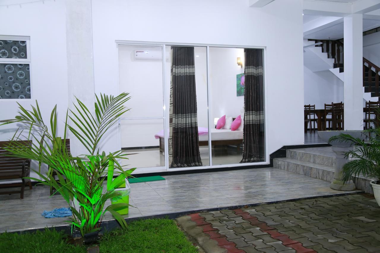 Lotus Dreams Guesthouse Weligama Luaran gambar