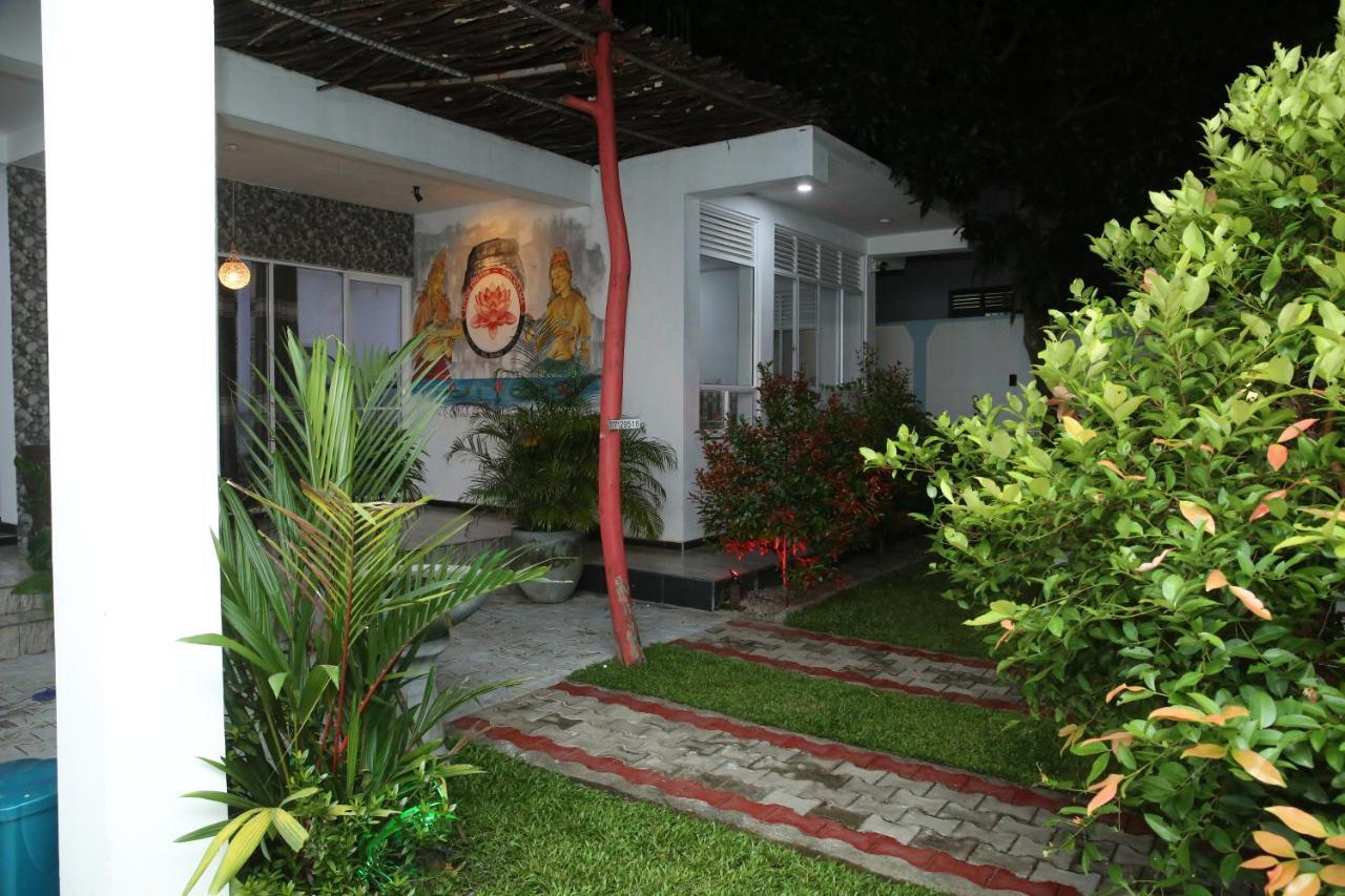 Lotus Dreams Guesthouse Weligama Luaran gambar